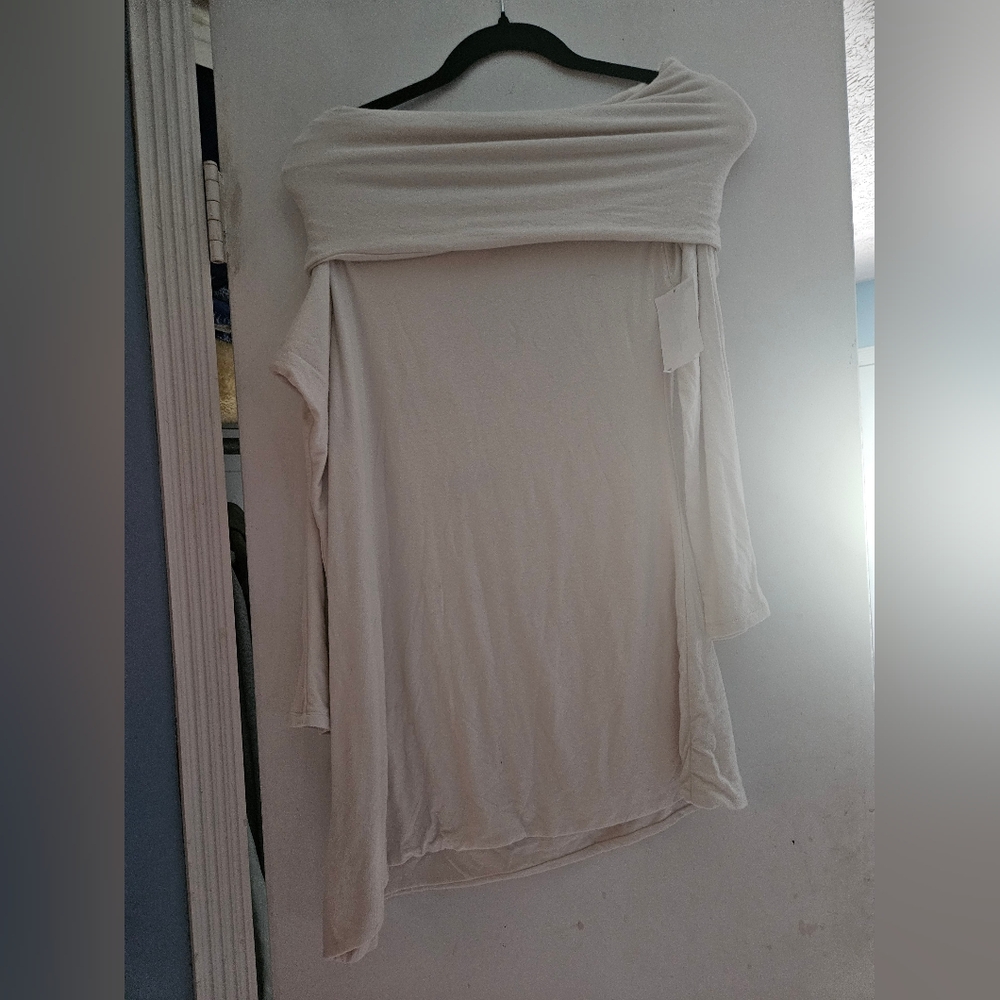 Naked Wardrobe Off-Shoulder Cream Top Size 1